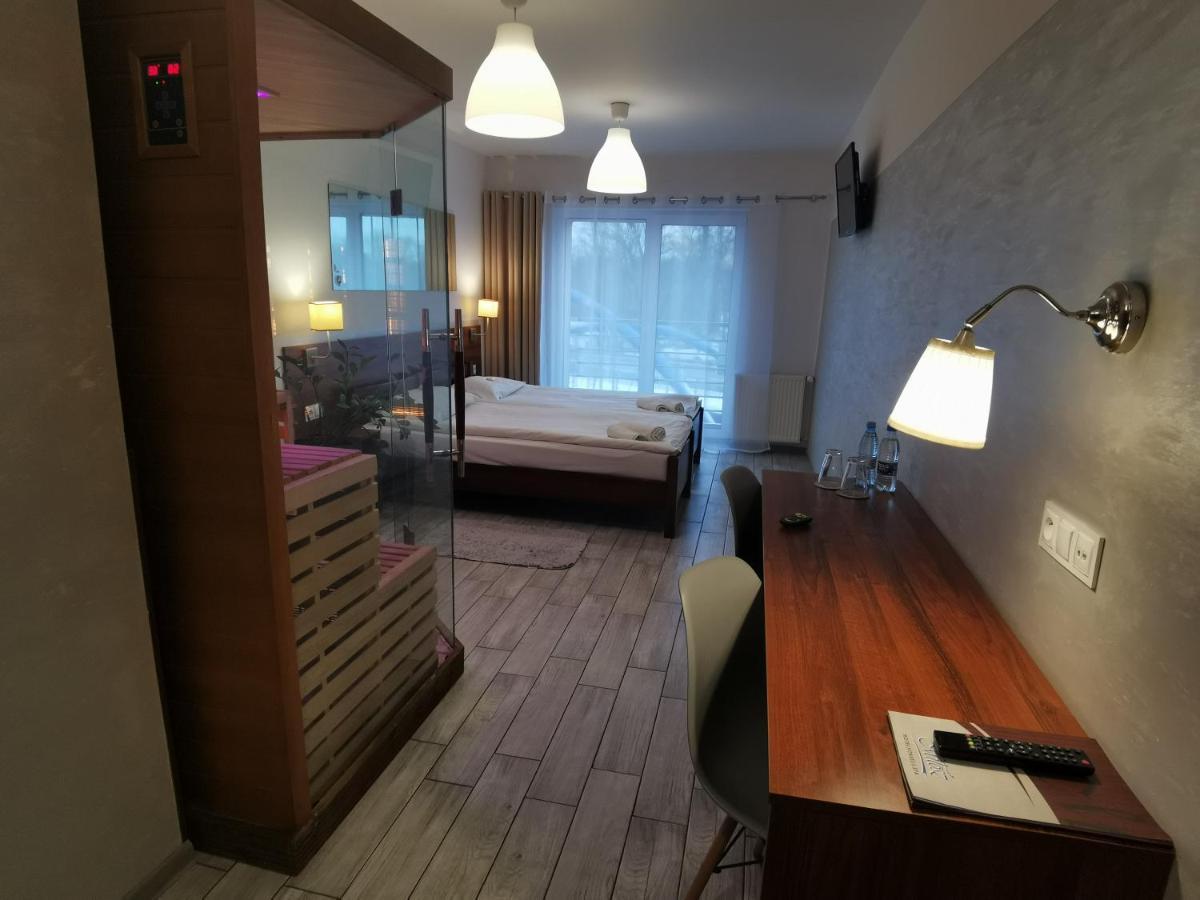 Hotel Milosz Restauracja, Basen Dla Dzieci, Sala Zabaw, Silownia 卡尔图济 外观 照片