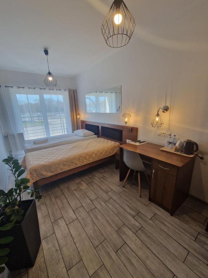 Hotel Milosz Restauracja, Basen Dla Dzieci, Sala Zabaw, Silownia 卡尔图济 外观 照片