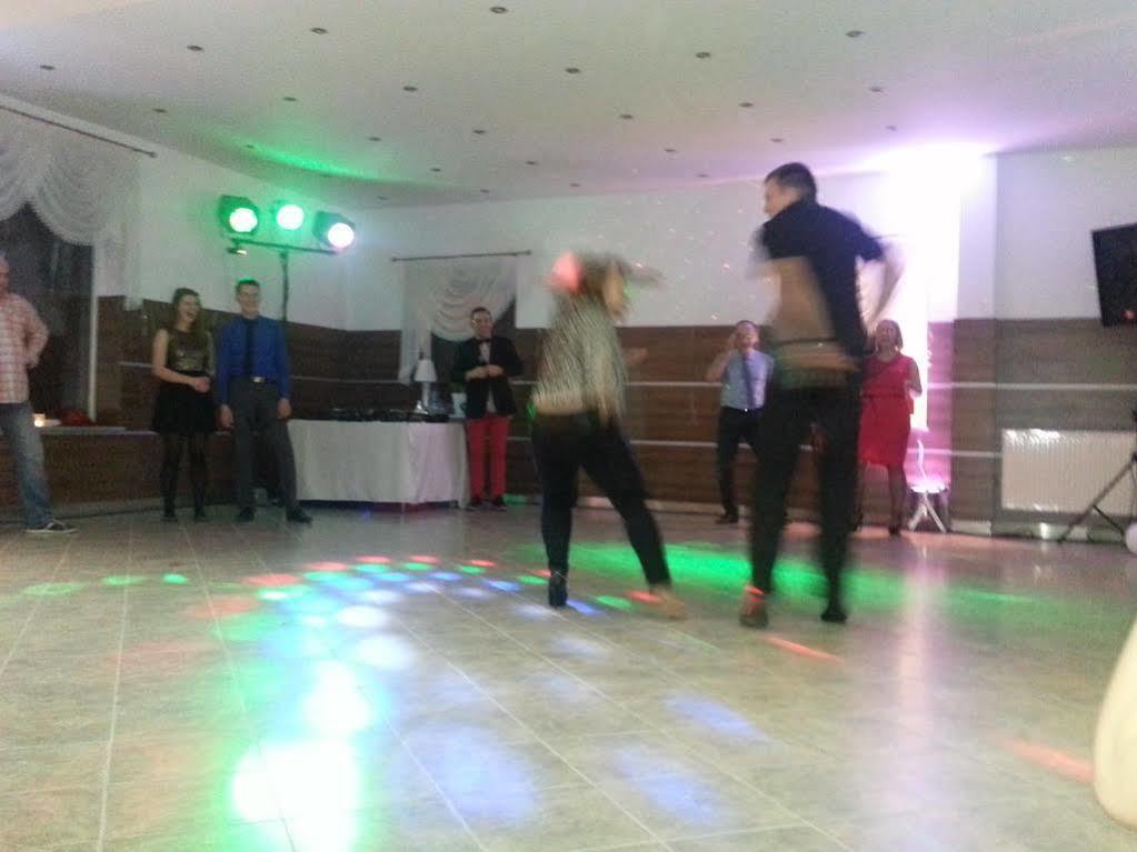 Hotel Milosz Restauracja, Basen Dla Dzieci, Sala Zabaw, Silownia 卡尔图济 外观 照片